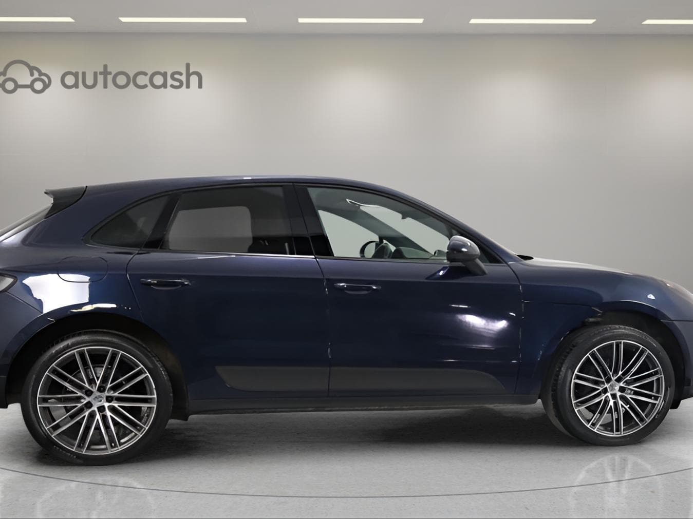 Porsche Macan Base