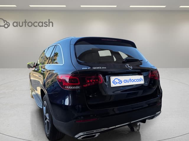 Mercedes GLC LEFT