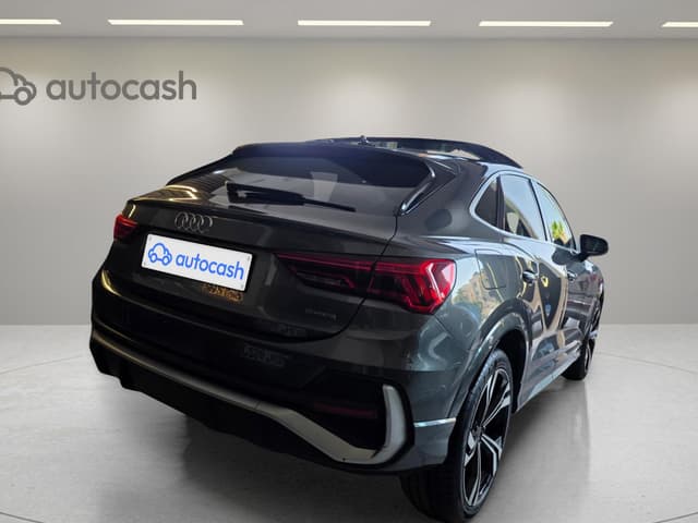 Audi Q3 REAR