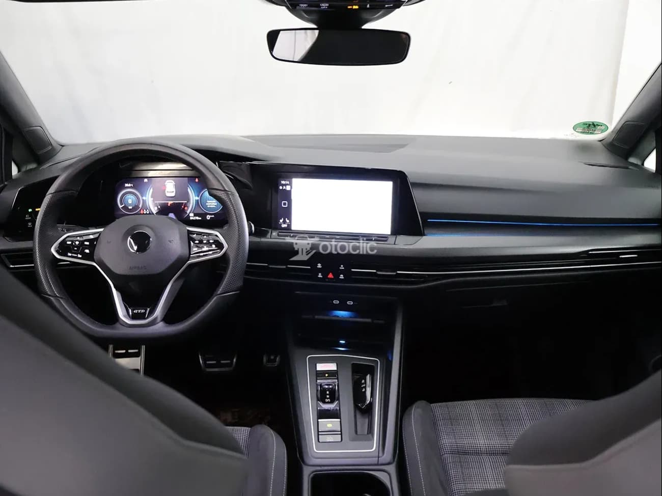 Volkswagen Golf 2.0 TDI 200 DSG GTD