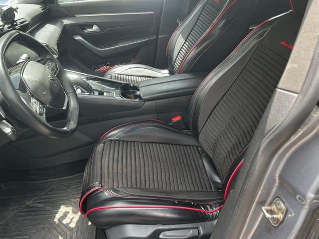 Peugeot 508 FRONT_SEAT