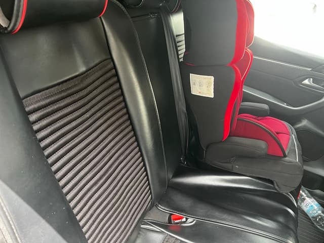 Peugeot 508 REAR_SEAT