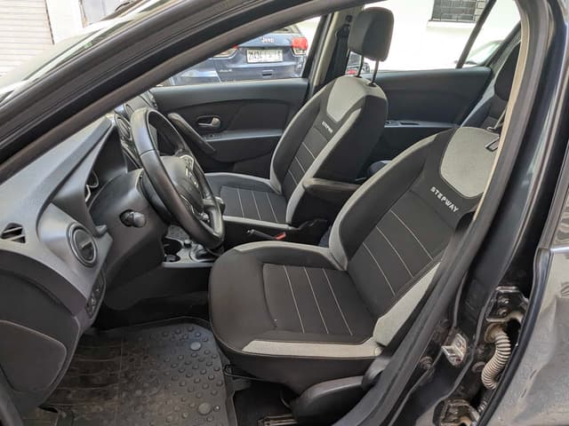 Dacia Sandero FRONT_SEAT