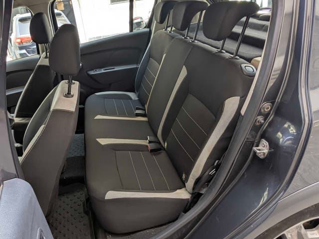 Dacia Sandero REAR_SEAT
