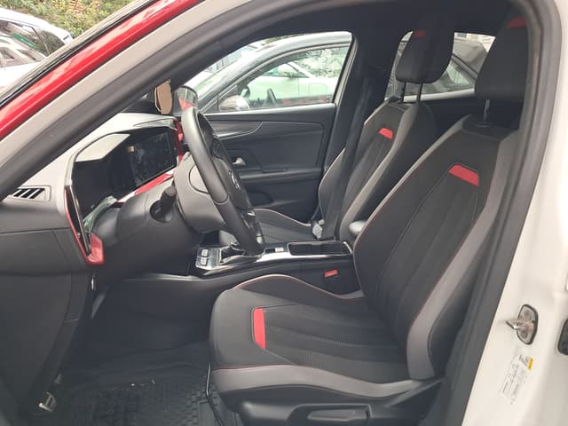 Opel Mokka FRONT_SEAT
