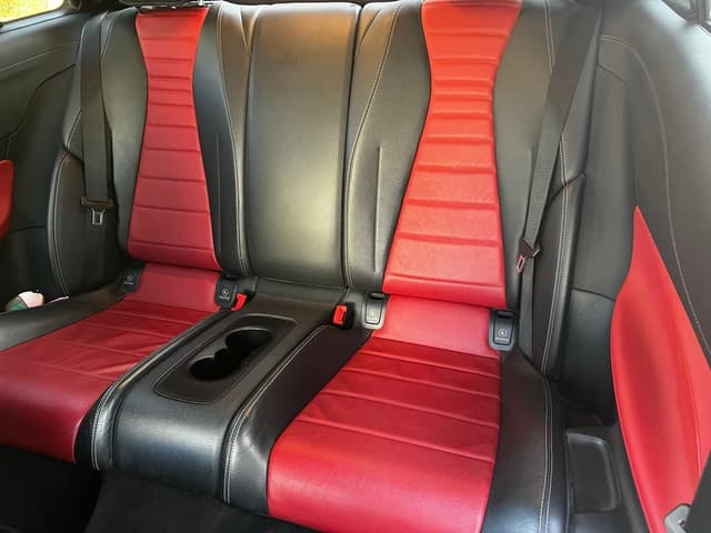 Mercedes Classe E Coupé REAR_SEAT