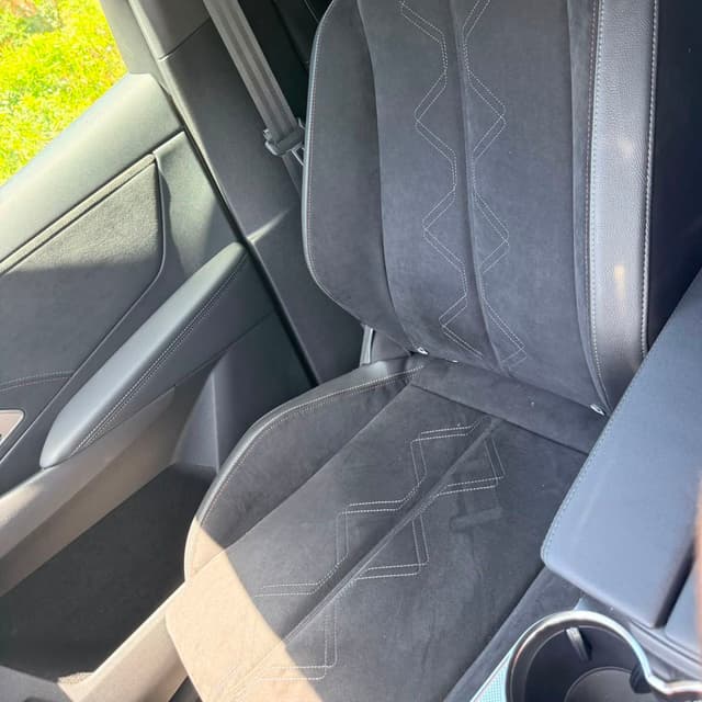 Ds DS 7 REAR_SEAT