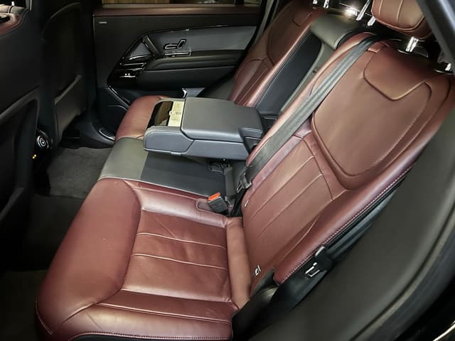 Land rover Range Rover Sport REAR_SEAT
