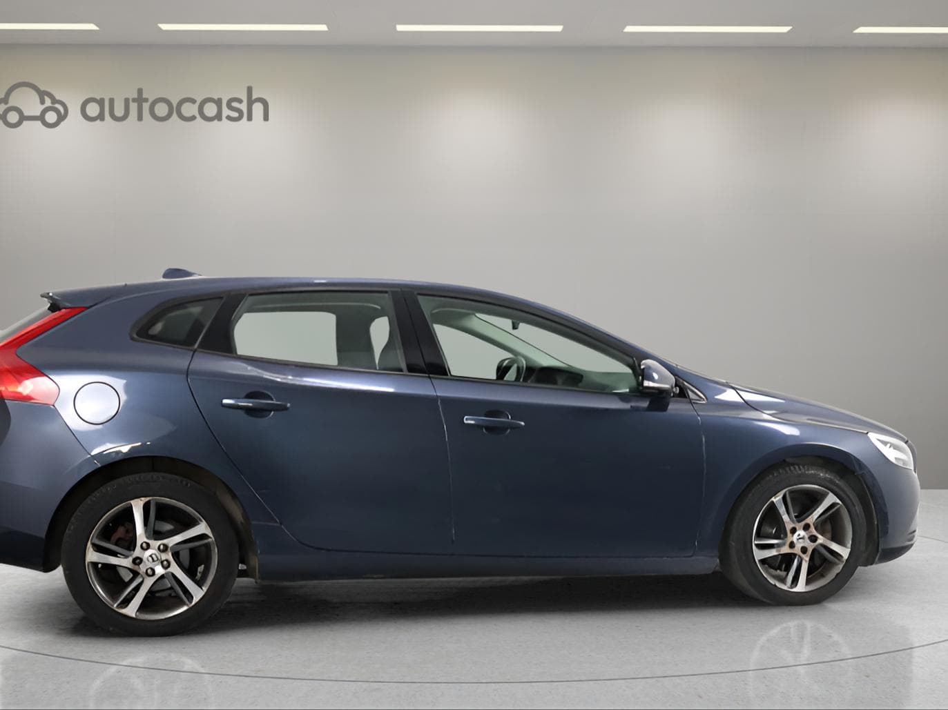 Volvo V40 2.0 D2 120 Momentum Plus