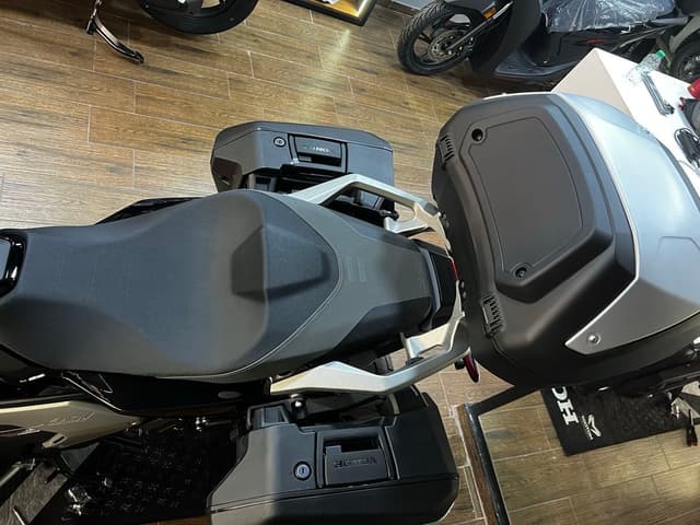 Honda CR Z REAR_SEAT