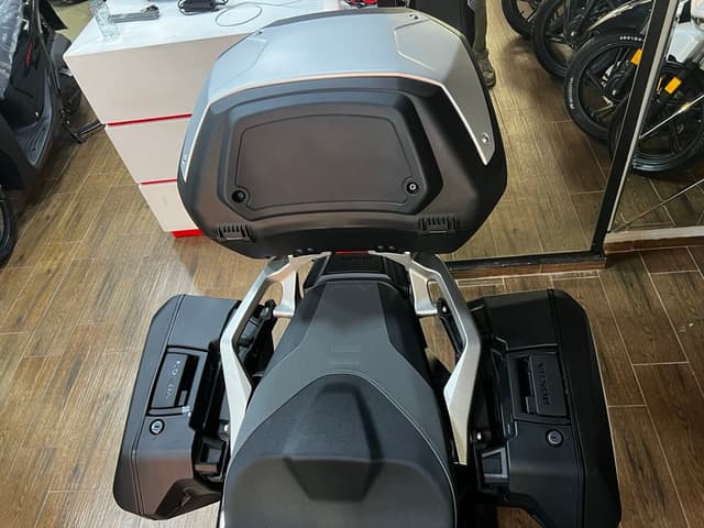 Honda CR Z TRUNK