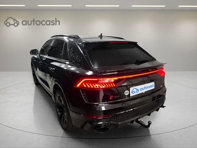 Audi Q8 RIGHT