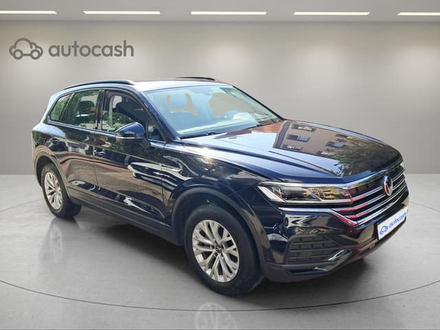Volkswagen Touareg RIGHT