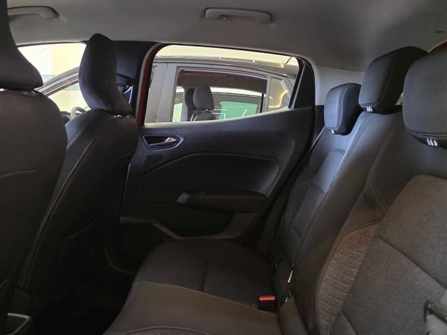 Renault Clio REAR_SEAT