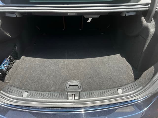 Mercedes Classe E TRUNK