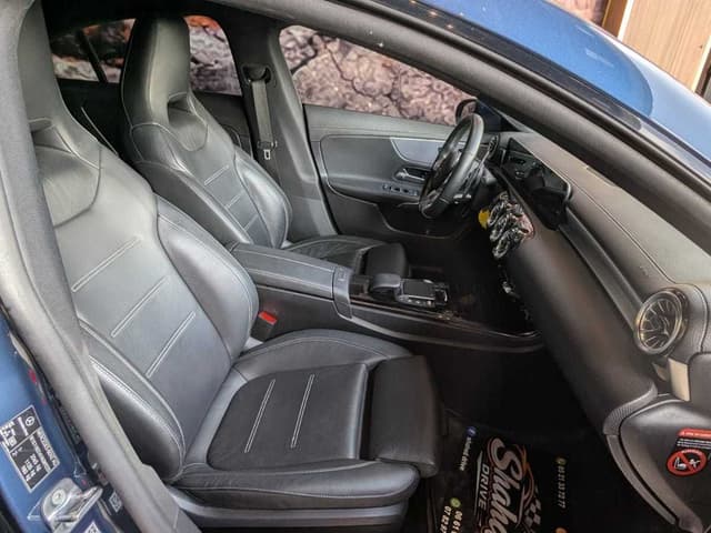 Mercedes CLA Coupé FRONT_SEAT