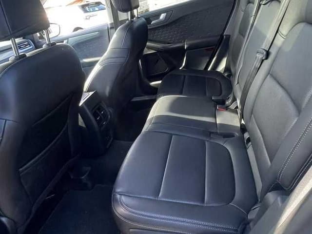 Ford Kuga REAR_SEAT