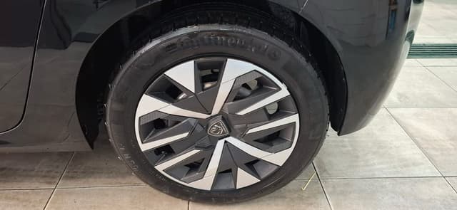 Peugeot 208 WHEEL_AVD