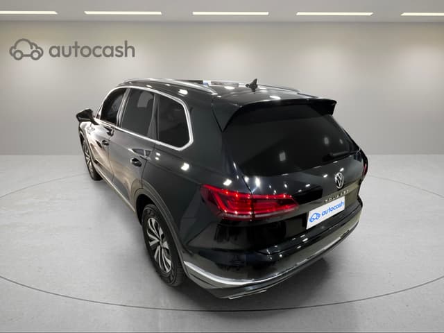 Volkswagen Touareg LEFT
