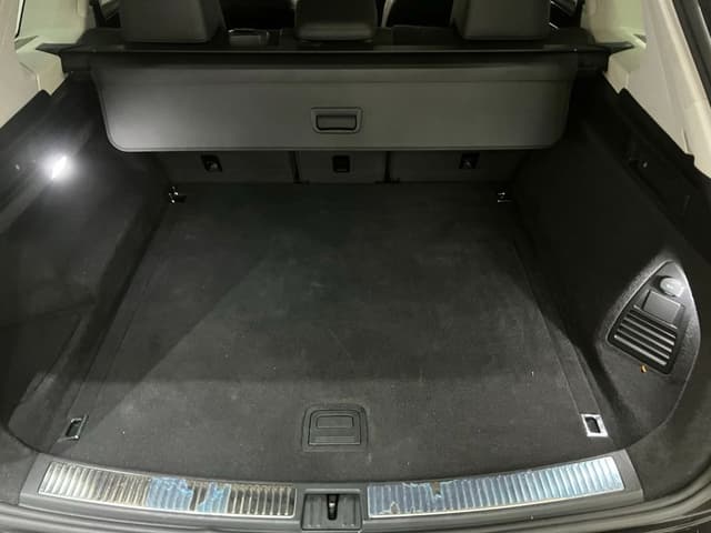 Volkswagen Touareg TRUNK