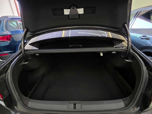 Volkswagen Passat TRUNK
