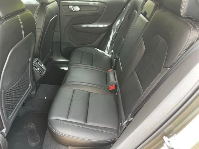 Volvo XC40 REAR_SEAT