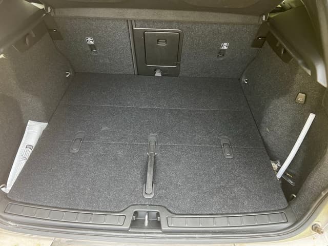 Volvo XC40 TRUNK