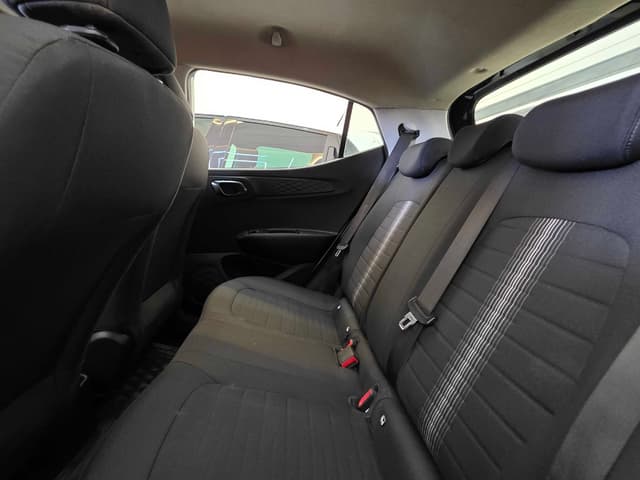 Hyundai Grand i10 REAR_SEAT