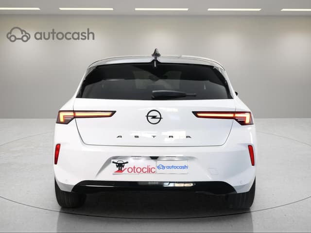 Opel Astra REAR