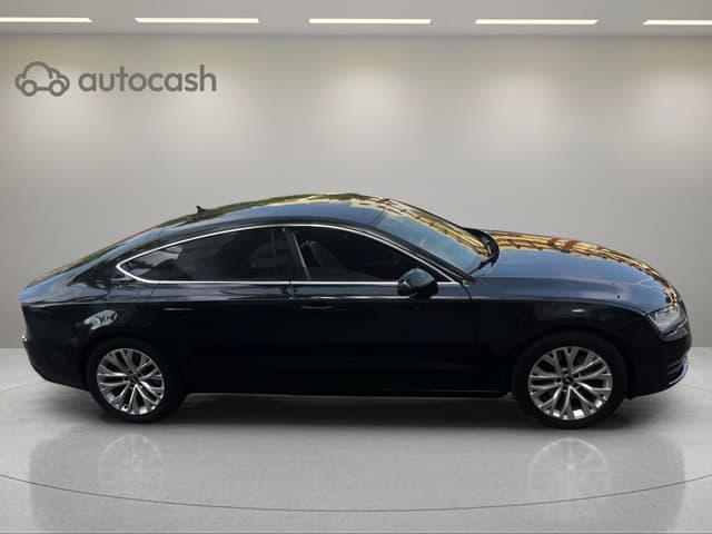 Audi A7 Sportback RIGHT