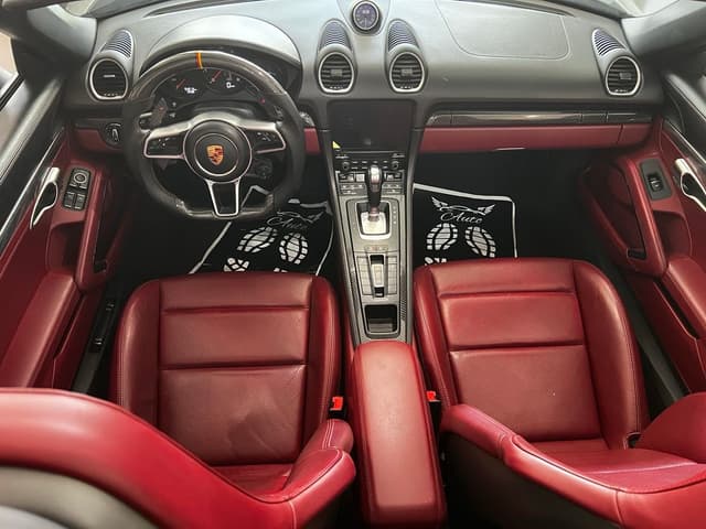 Porsche 718 Boxster