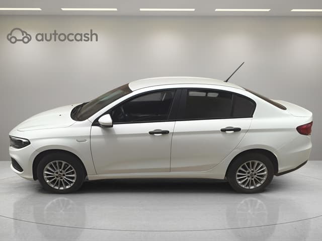 Fiat Tipo LEFT