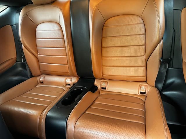 Mercedes Classe C Coupé REAR_SEAT