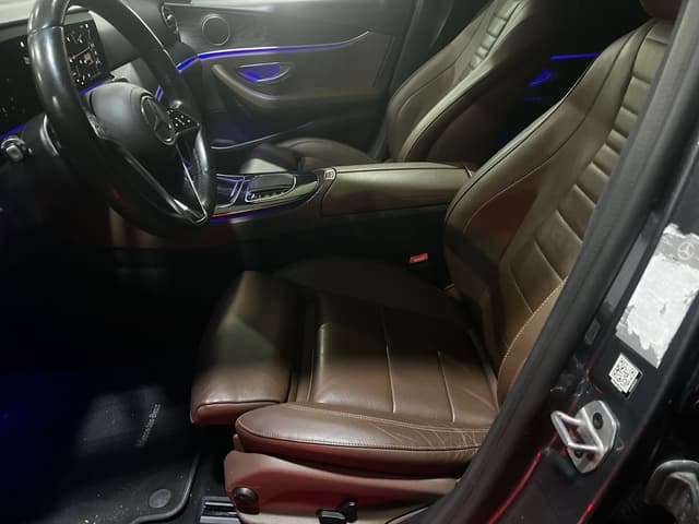 Mercedes Classe E FRONT_SEAT