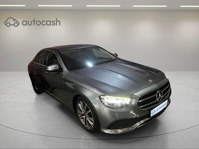Mercedes Classe E RIGHT