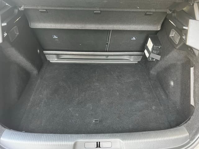 Ds DS7 Crossback TRUNK