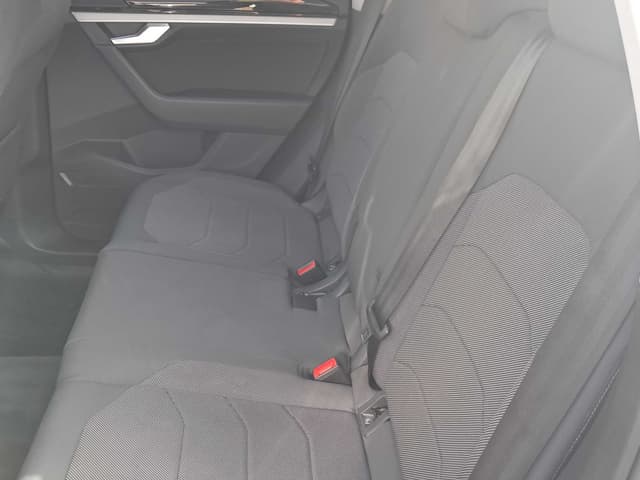 Volkswagen Touareg REAR_SEAT