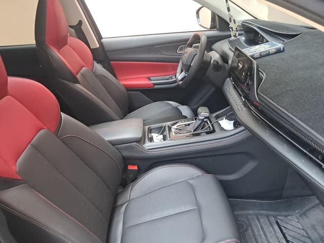 Changan CS55+ FRONT_SEAT