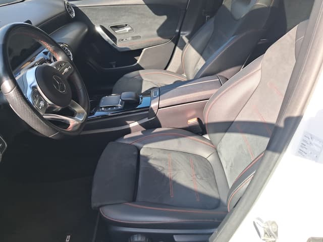 Mercedes Classe A FRONT_SEAT