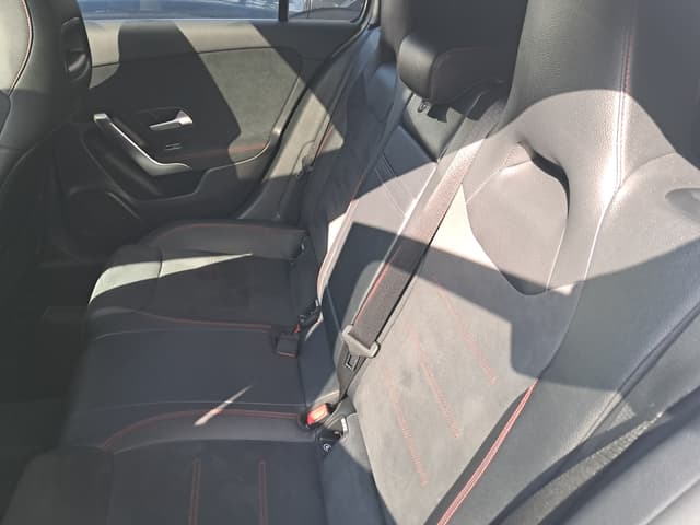 Mercedes Classe A REAR_SEAT