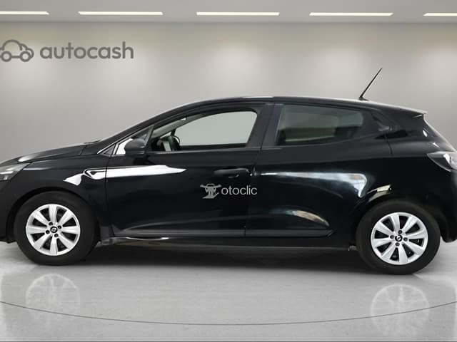 Renault Clio LEFT