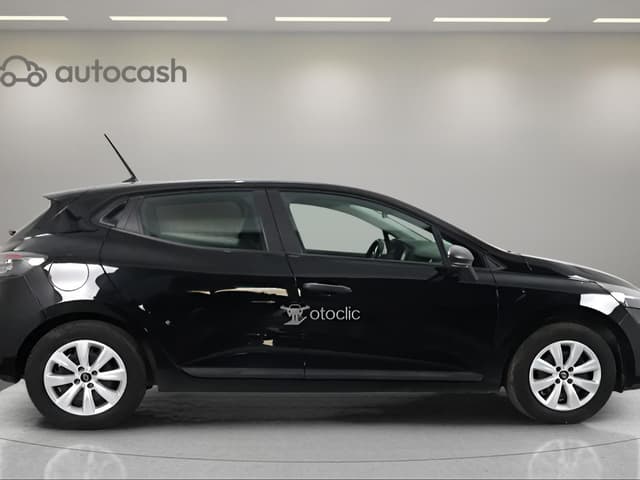 Renault Clio RIGHT