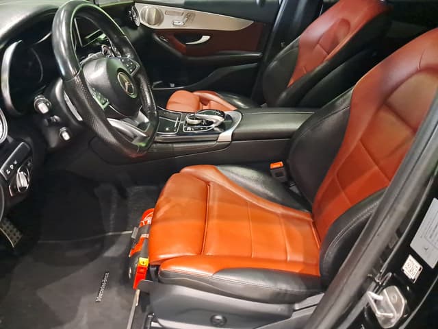 Mercedes GLC Coupé FRONT_SEAT