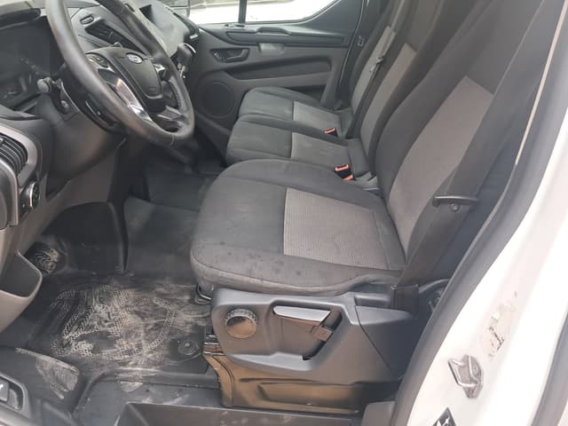 Ford Transit FRONT_SEAT