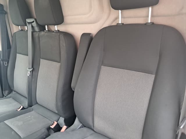 Ford Transit REAR_SEAT