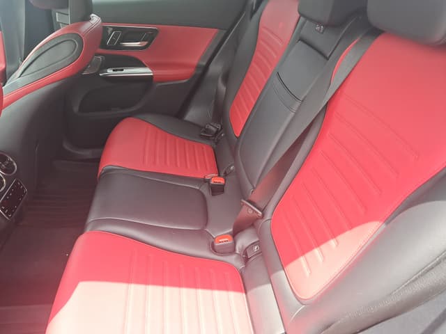 Mercedes GLC Coupé REAR_SEAT