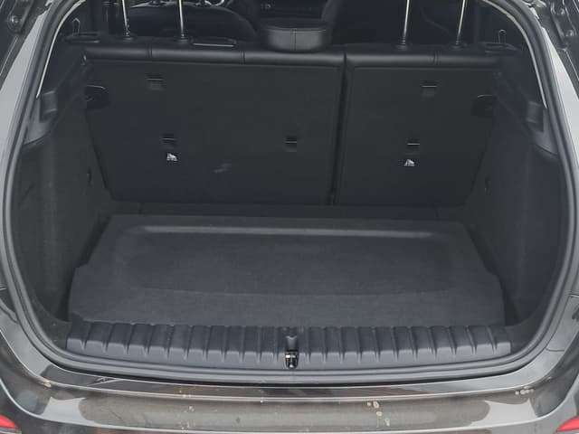Bmw Série 1 TRUNK