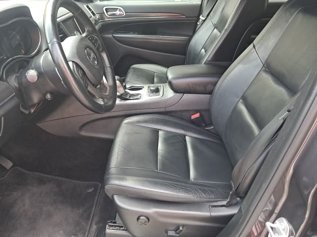 Jeep Grand Cherokee FRONT_SEAT