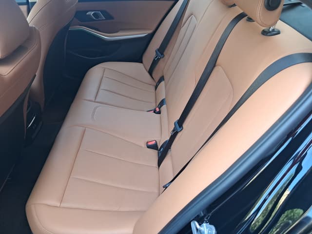 Bmw Série 3 REAR_SEAT