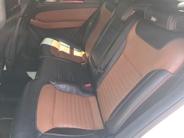 Mercedes GLE Coupé REAR_SEAT
